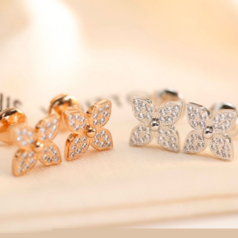 Ba*len*cia*ga earrings